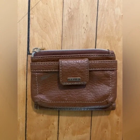 Relic Brown Wallet - Picture 1 of 11